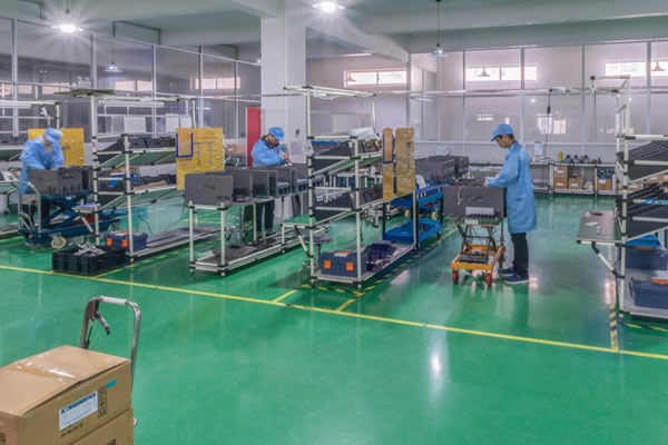 5G影视天天5G天天爽剪式手动平台车在车间搬运工作